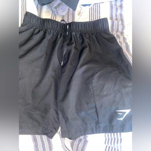 Men’s gymshark 7 inch inseam black workout shorts, barely worn